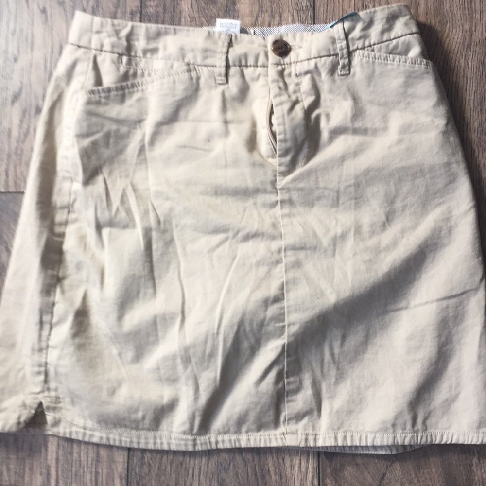 Kaki skort